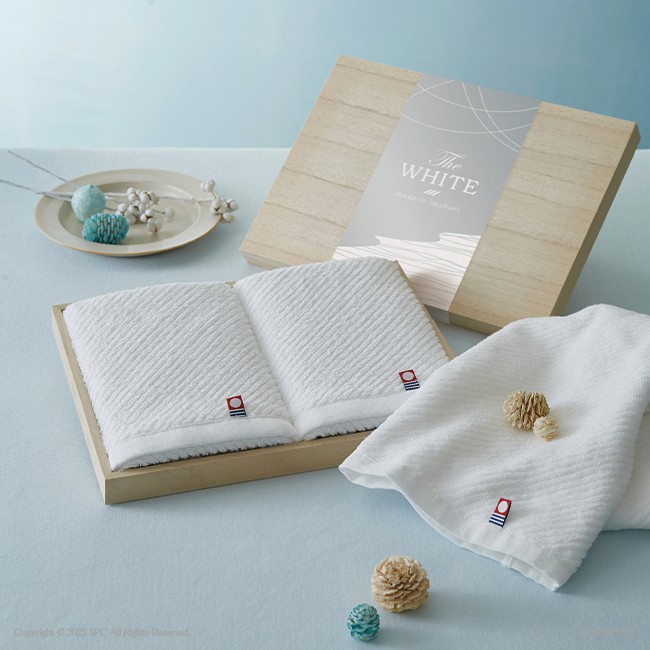 今治　The　WHITE　木箱入り　スリムバスタオル　No.15　40％OFF